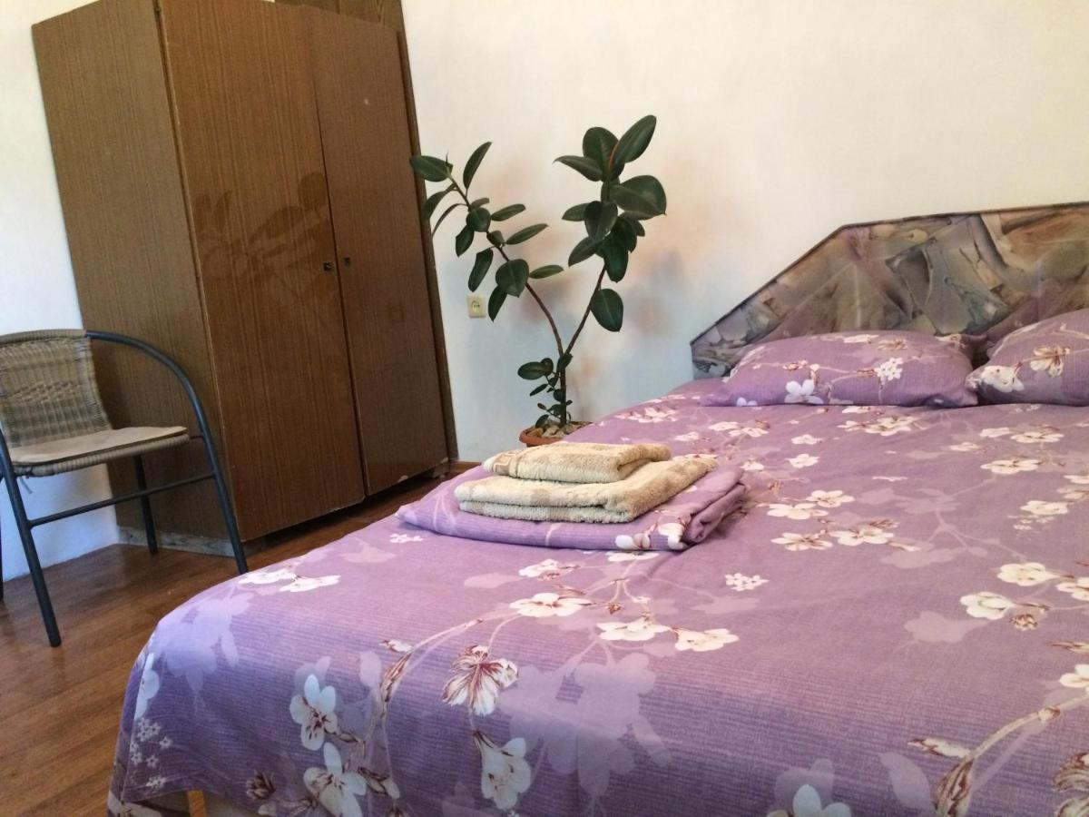 Сдам Комнату В Гостевом Домике 敖德萨 外观 照片